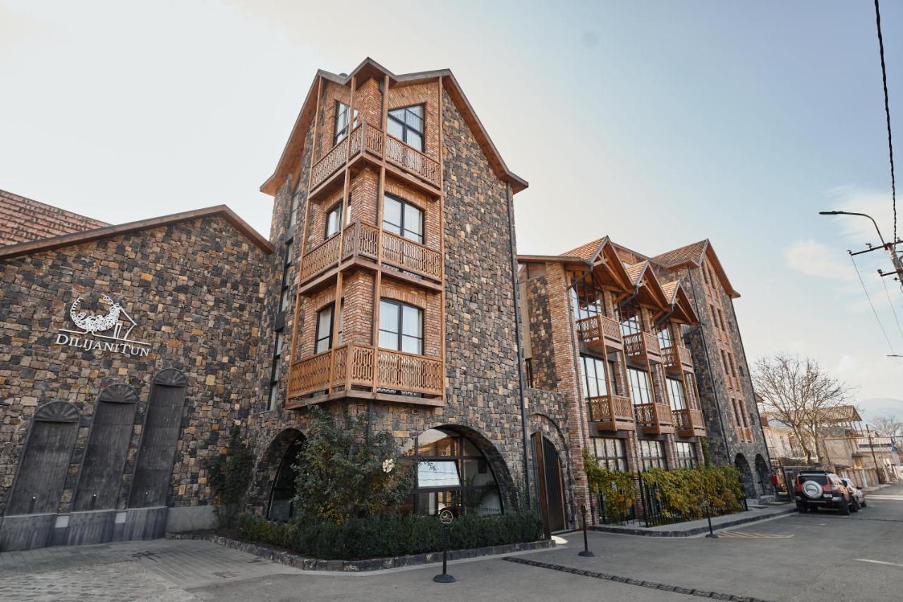 Dilijani Tun Hotel & Restaurant Exterior foto